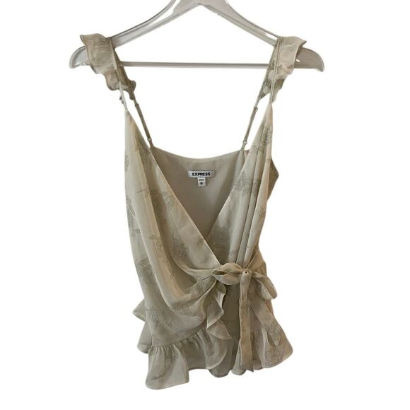 Express Floral Ruffle Wrap Tank Chiffon Floral Print XS NWOT - Picture 2 of 11